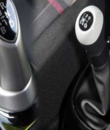 خودروی دنده ای بخریم یا اتوماتیک؟؟